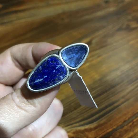 Kendra Scott Ring - Picture 4 of 5